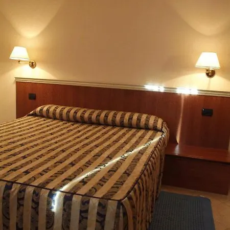 La Maddalena Hotell 2*